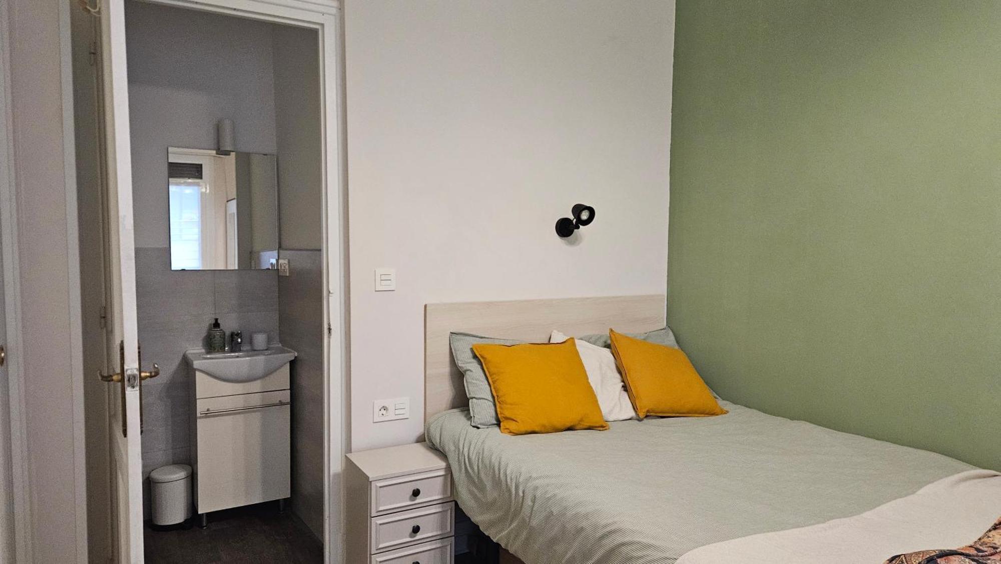 Central River Room - Private Wc Bilbao Dış mekan fotoğraf